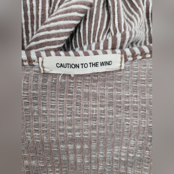 URBAN OUTFITTERS CAUTION TO THE WIND FAUX WRAP DRESS - Picture 9 of 9